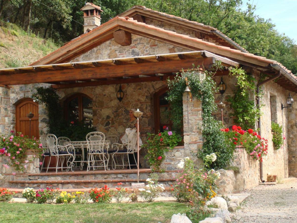 בורגו א מוצאנו Villa Armonia מראה חיצוני תמונה