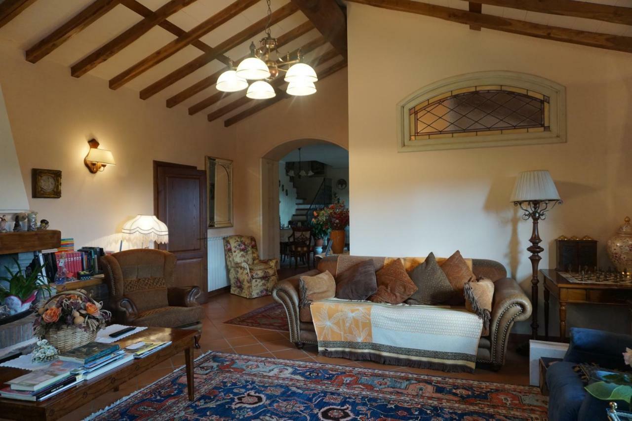 בורגו א מוצאנו Villa Armonia מראה חיצוני תמונה