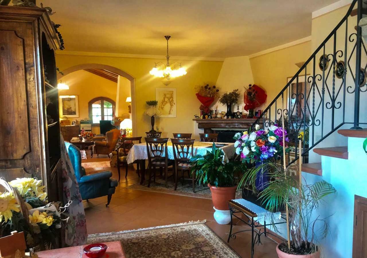 בורגו א מוצאנו Villa Armonia מראה חיצוני תמונה