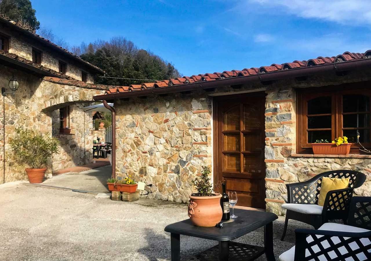 בורגו א מוצאנו Villa Armonia מראה חיצוני תמונה
